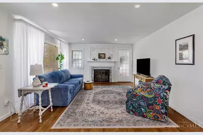 527 Southwood Drive, Hamilton, OH 45013 - Photo 2