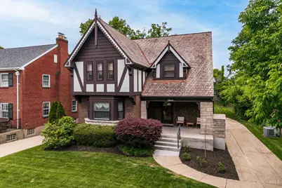 3846 Drakewood Drive, Cincinnati, OH 45209 - Photo 2