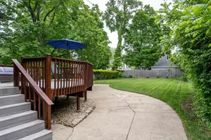 3846 Drakewood Dr, Cincinnati, OH 45209 - Photo 32