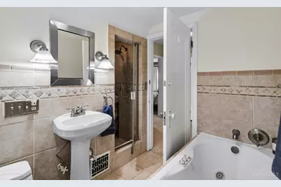 3846 Drakewood Drive, Cincinnati, OH 45209 - Photo 28