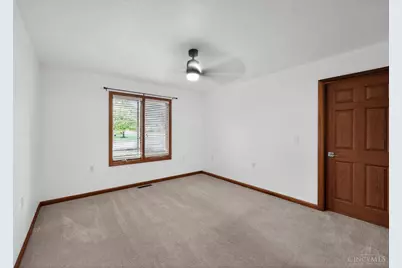 124 Stoney Brook Drive, Eaton, OH 45320 - Photo 8