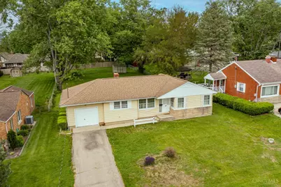 110 Parker Drive, Springboro, OH 45066 - Photo 2