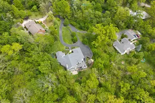 183 Congress Run Rd, Wyoming, OH 45215 - Photo 2
