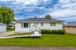 204 E 9th, Manchester, OH 45144 - Photo 1