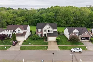 255 Delaware Dr, Hamilton Township, OH 45039 - Photo 4