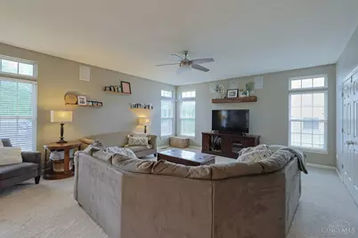 255 Delaware Drive, Hamilton Township, OH 45039 - Photo 12