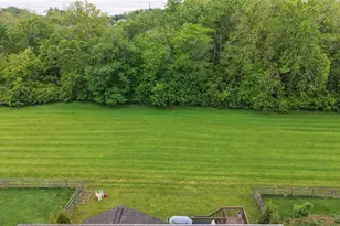 255 Delaware Dr, Hamilton Township, OH 45039 - Photo 48