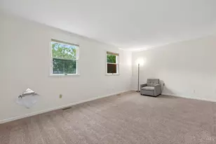 391 Roselake Dr, Centerville, OH 45458 - Photo 6