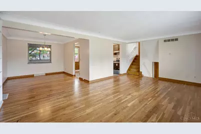 702 W Sharon Road, Forest Park, OH 45240 - Photo 8