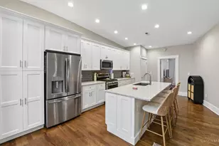 817 Broadway St, Cincinnati, OH 45202 - Photo 4
