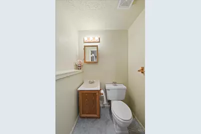 6771 Kentford Court, Cincinnati, OH 45233 - Photo 18