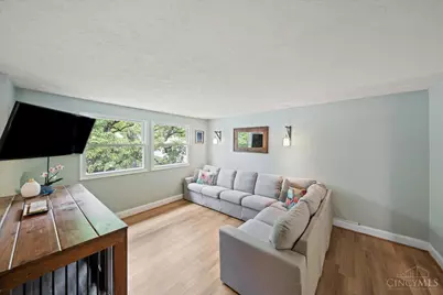 6771 Kentford Court, Cincinnati, OH 45233 - Photo 2