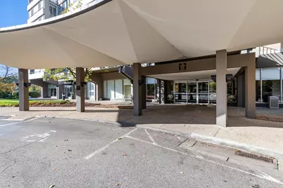 2324 Madison Road #1705, Cincinnati, OH 45208 - Photo 2