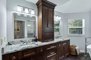 557 Hoge St, Cincinnati, OH 45226 - Photo 28