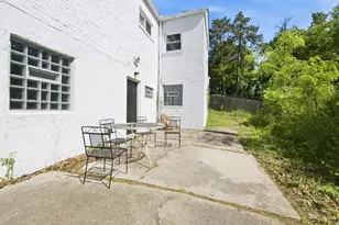 2400 Homestead Pl, Cincinnati, OH 45211 - Photo 32