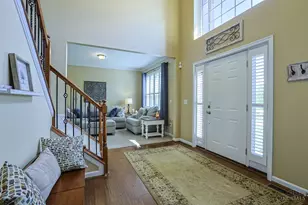 6463 Tree View Dr, Liberty Township, OH 45044 - Photo 4