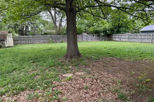 809 Charles St, Trenton, OH 45067 - Photo 2