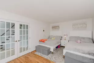 8074 Eastdale Dr, Anderson Township, OH 45255 - Photo 12