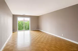 880 Rue De La Paix, Cincinnati, OH 45220 - Photo 14