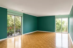 880 Rue De La Paix, Cincinnati, OH 45220 - Photo 8