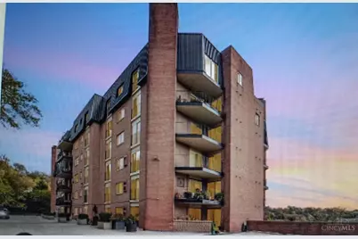 880 Rue De La Paix #A5, Cincinnati, OH 45220 - Photo 2