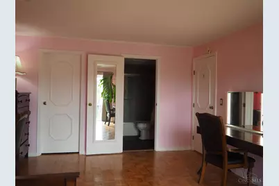 880 Rue De La Paix #A5, Cincinnati, OH 45220 - Photo 24