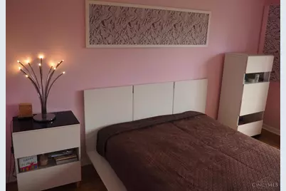 880 Rue De La Paix #A5, Cincinnati, OH 45220 - Photo 26