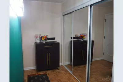 880 Rue De La Paix #A5, Cincinnati, OH 45220 - Photo 6