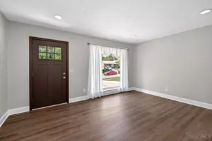 11440 Folkstone Dr, Forest Park, OH 45240 - Photo 8