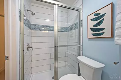 915 Paradrome Street, Cincinnati, OH 45202 - Photo 20