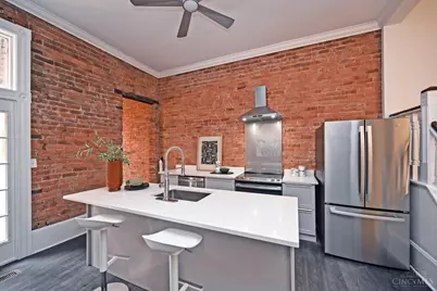 915 Paradrome Street, Cincinnati, OH 45202 - Photo 8