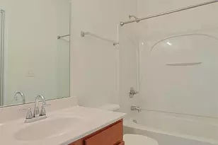 2031 E Seymour Ave, Cincinnati, OH 45237 - Photo 26