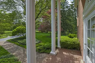 8140 Indian Hill Rd, Indian Hill, OH 45243 - Photo 4