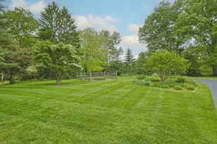 8140 Indian Hill Rd, Indian Hill, OH 45243 - Photo 6