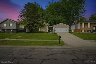 8833 Dover Dr, Deerfield Township, OH 45039 - Photo 1