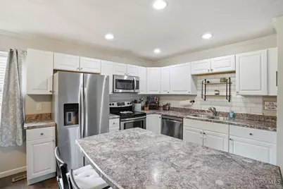 8833 Dover Drive, Deerfield Township, OH 45039 - Photo 16