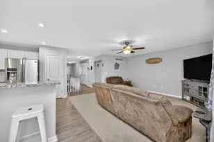 5384 Appaloosa Cir, Hamilton Township, OH 45152 - Photo 8