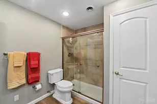 2269 Shimmering Bay Ln, Anderson Township, OH 45244 - Photo 46