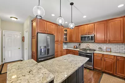 2269 Shimmering Bay Lane, Cincinnati, OH 45244 - Photo 18