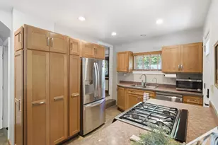 801 Ludlow Ave, Cincinnati, OH 45220 - Photo 20