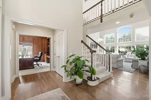 8623 Old Stone Ct, Montgomery, OH 45249 - Photo 12