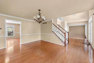 9829 Orchard Club Dr, Montgomery, OH 45242 - Photo 6
