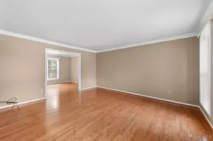 9829 Orchard Club Dr, Montgomery, OH 45242 - Photo 12