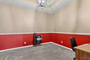 7765 Skyview Cir, Green Township, OH 45248 - Photo 4