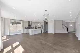 10010 Washington Gln Dr, Washington Twp, OH 45458 - Photo 16