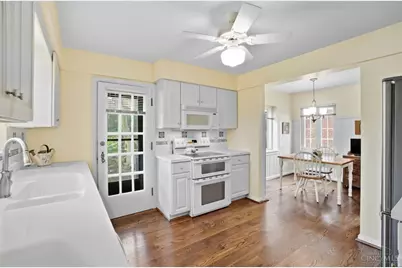 3200 Grischy Lane, Cincinnati, OH 45208 - Photo 14
