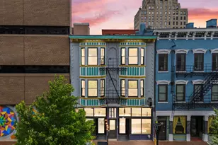 32 E Court St, Cincinnati, OH 45202 - Photo 2