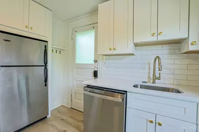 2635 Observatory Avenue, Cincinnati, OH 45208 - Photo 14