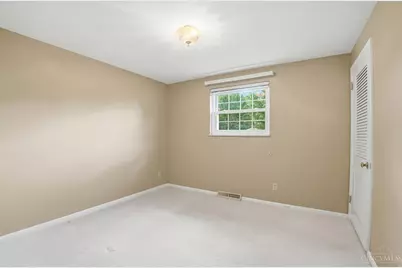 5692 Werkshire Terrace, Miami Township, OH 45150 - Photo 28