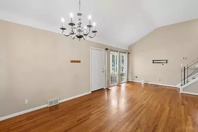 5646 Lawrence Road, Cincinnati, OH 45248 - Photo 6